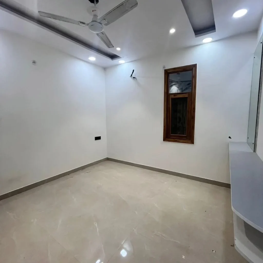 WhatsApp Image 2025-09-08 at 5.03.50 PM (1)