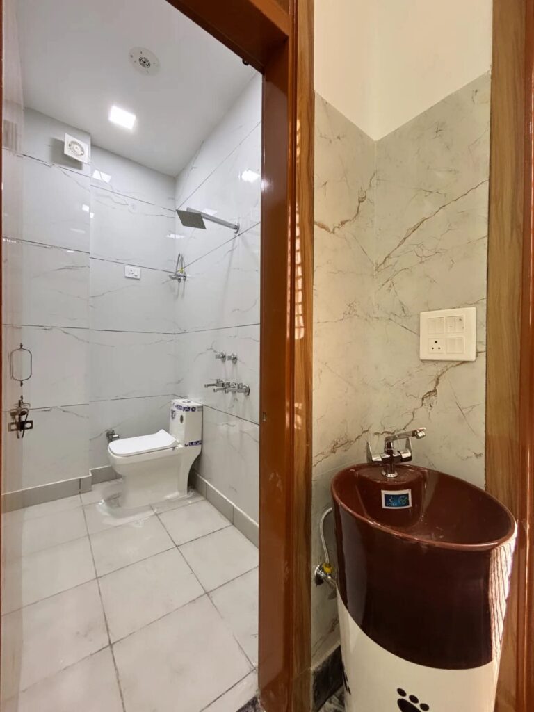 WhatsApp Image 2025-09-08 at 5.21.03 PM