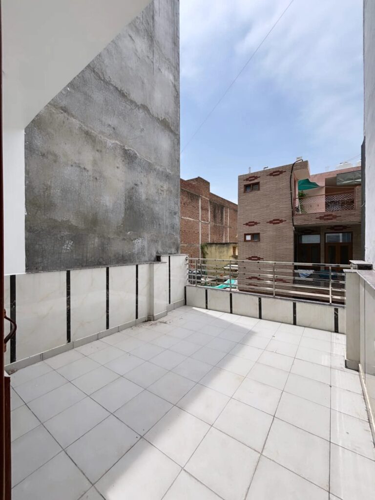 WhatsApp Image 2025-09-08 at 5.21.04 PM