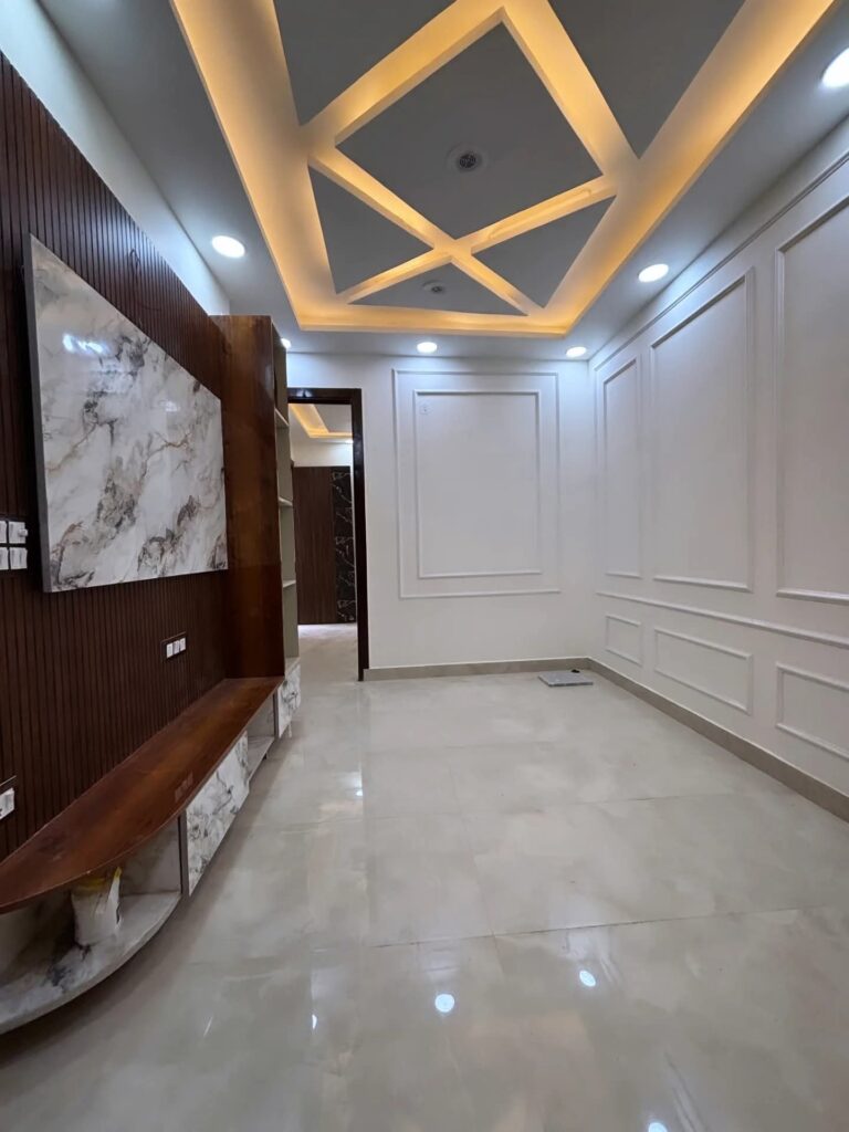 WhatsApp Image 2025-09-08 at 5.29.27 PM (1)