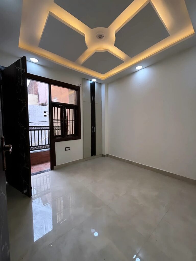 WhatsApp Image 2025-09-08 at 5.29.28 PM